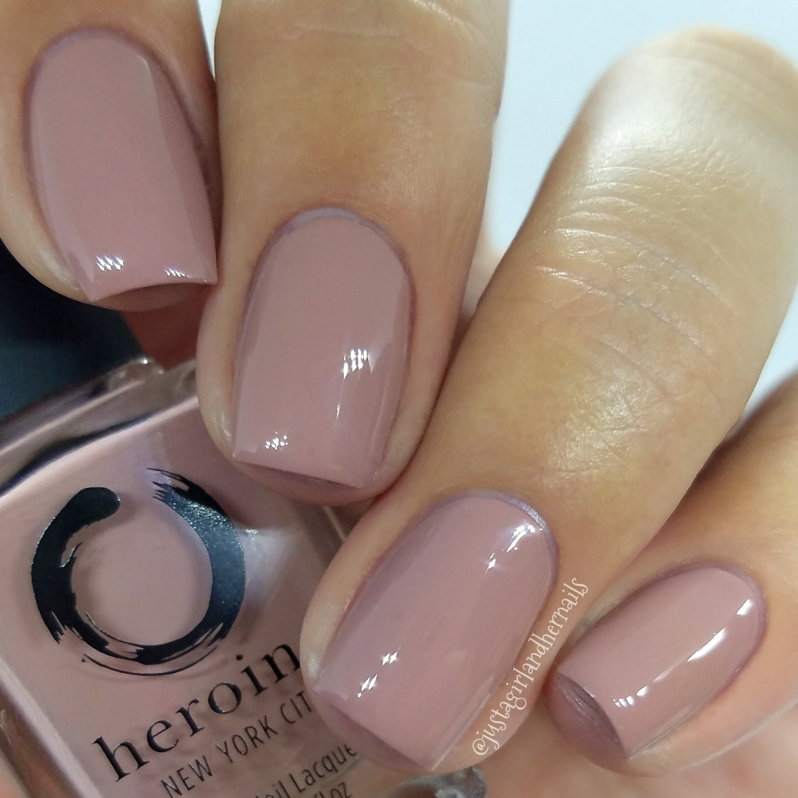 The Top 5 OPI Neutral Nail Polish Colors for an Effortlessly Chic Look –  RainyRoses